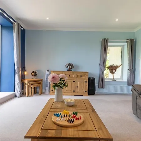 The House At Cherry Tree * Natland