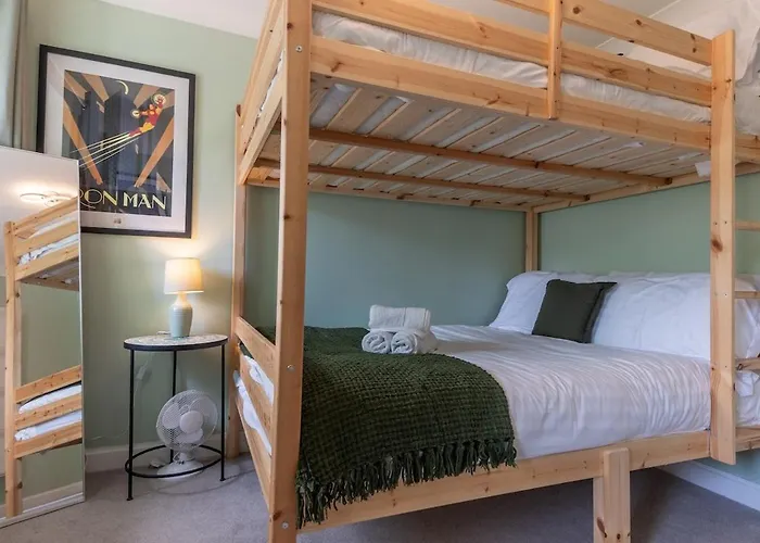 Holiday home The House At Cherry Tree